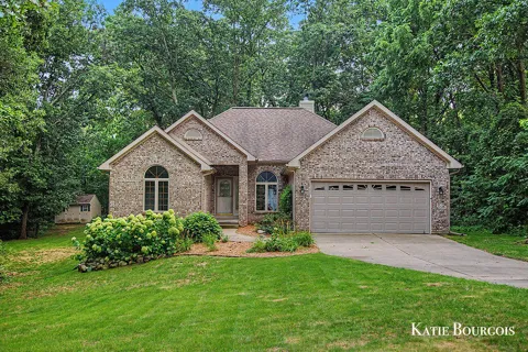 5180 Brookestone Drive NE
