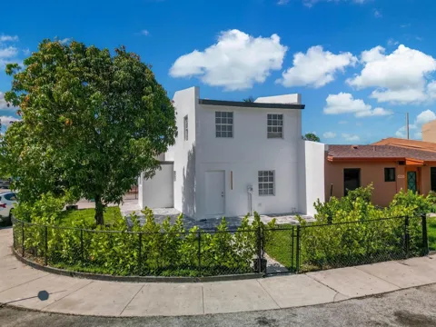 4527 NW 191ST TERRACE
