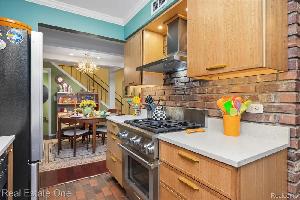 21901 Shore Pointe Lane #39 St Clair Shores City, MI 48080