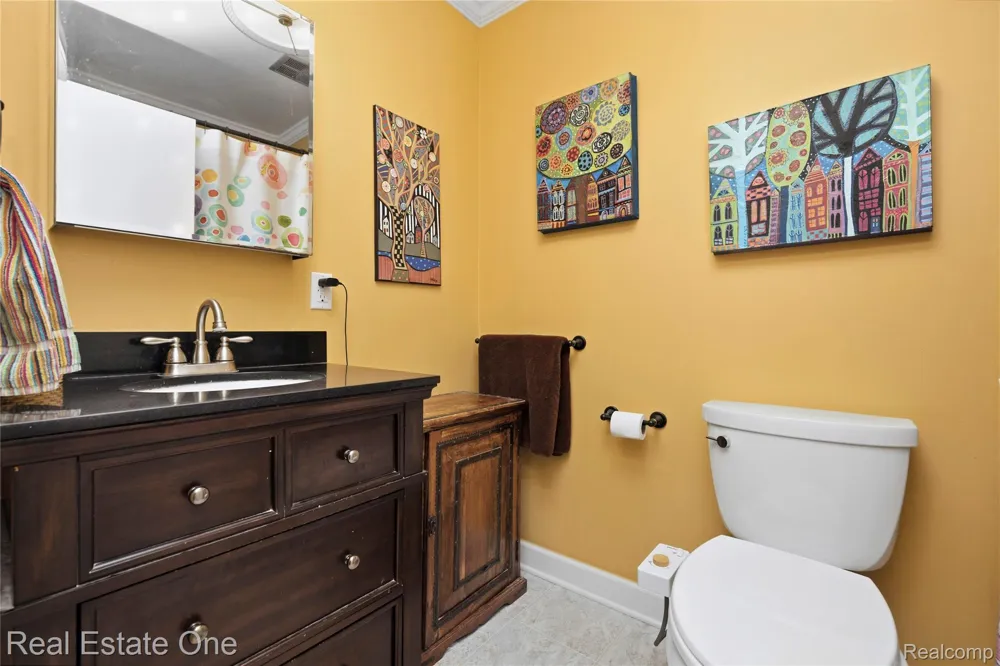 21901 Shore Pointe Lane #39 St Clair Shores City, MI 48080