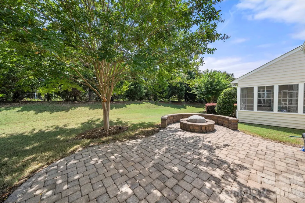 1601 Deer Meadows Drive Waxhaw, NC 28173