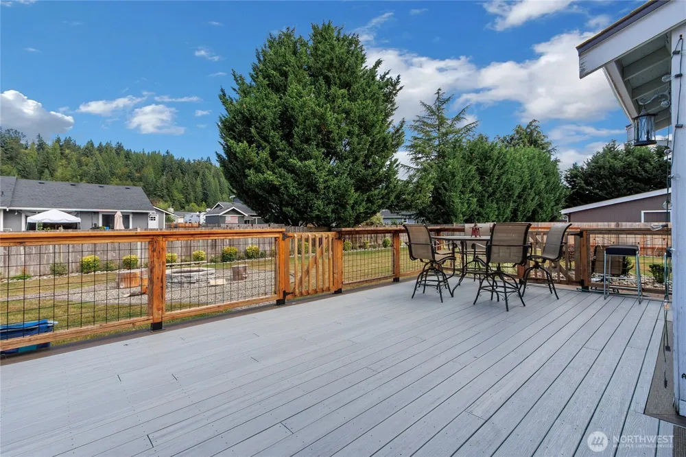 15604 253rd Avenue E Buckley, WA 98321