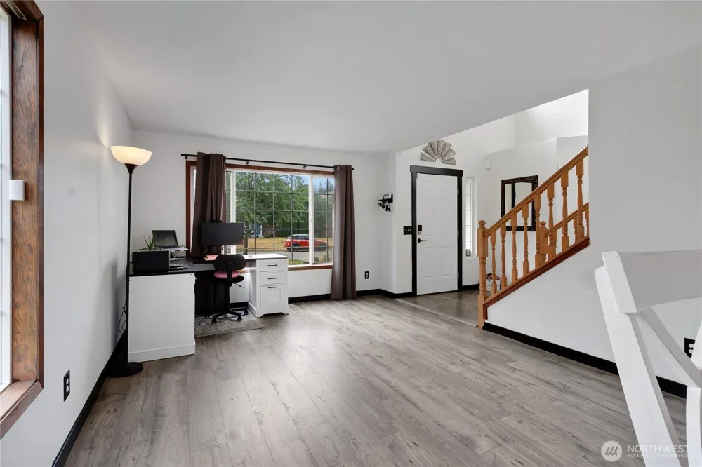 15604 253rd Avenue E Buckley, WA 98321