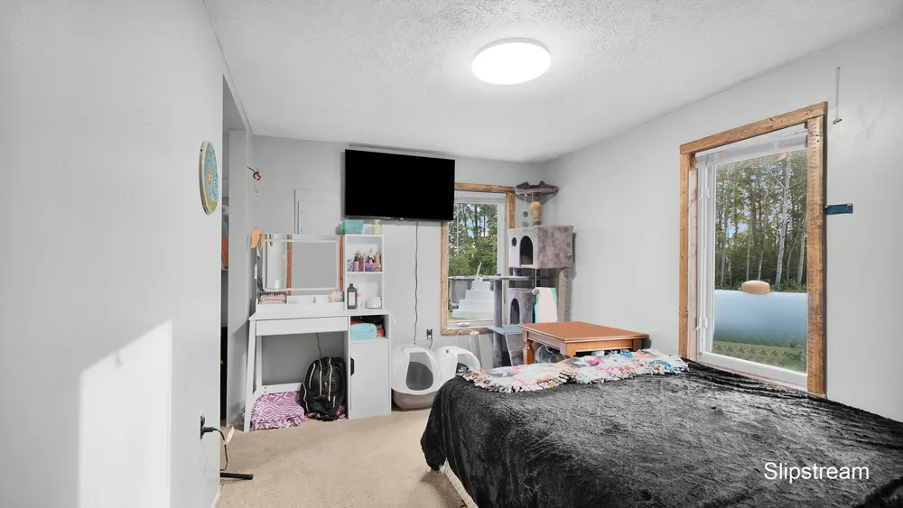 1401 S Miner Road Crystal Township, MI 48818