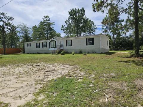 350 E Laurel Lane