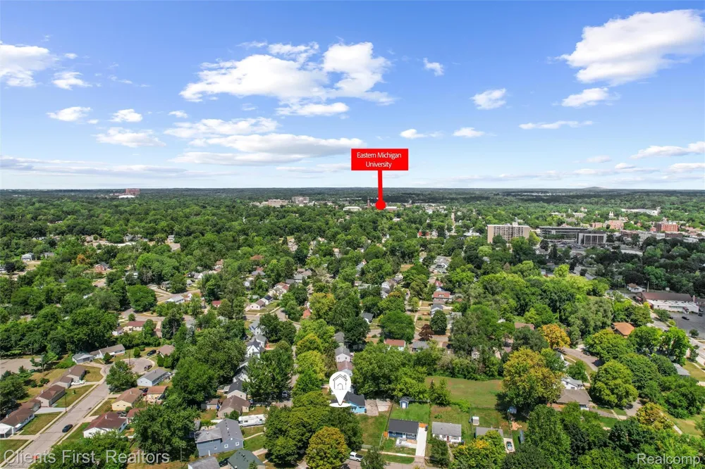 417 Ainsworth Circle Ypsilanti City, MI 48197