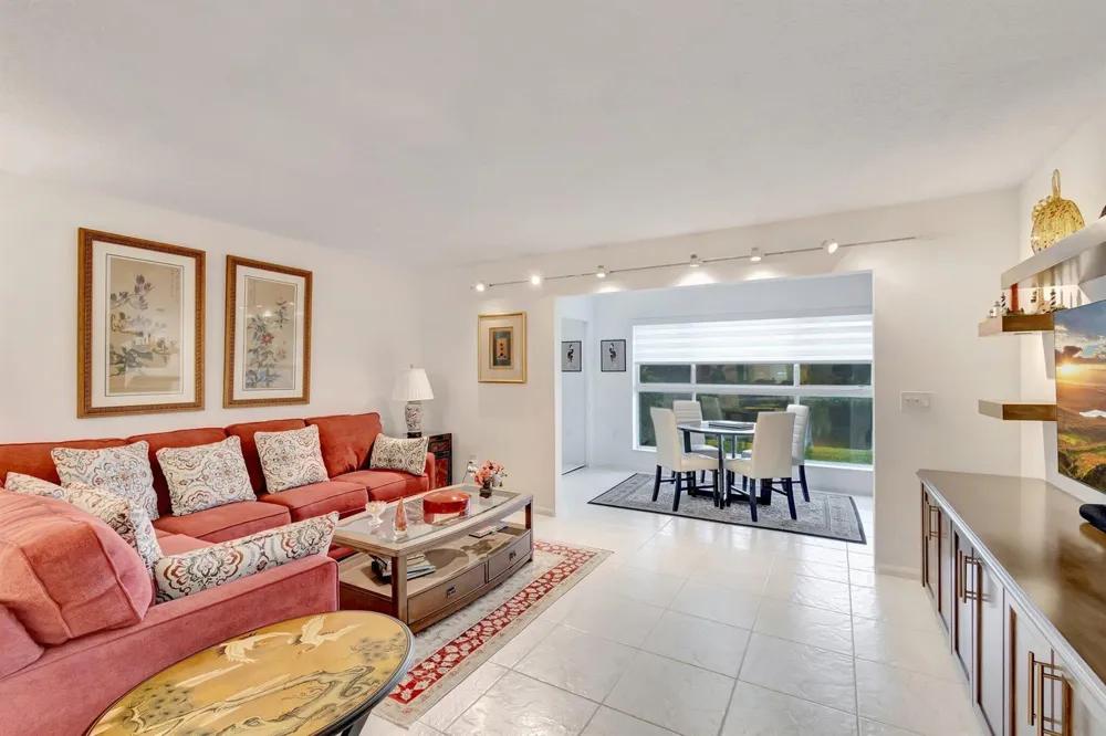 5746 CRYSTAL SHORES DRIVE #103 Boynton Beach, FL 33437
