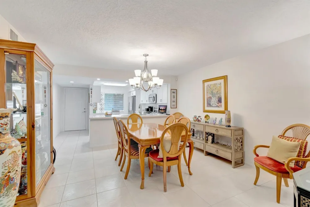 5746 CRYSTAL SHORES DRIVE #103 Boynton Beach, FL 33437