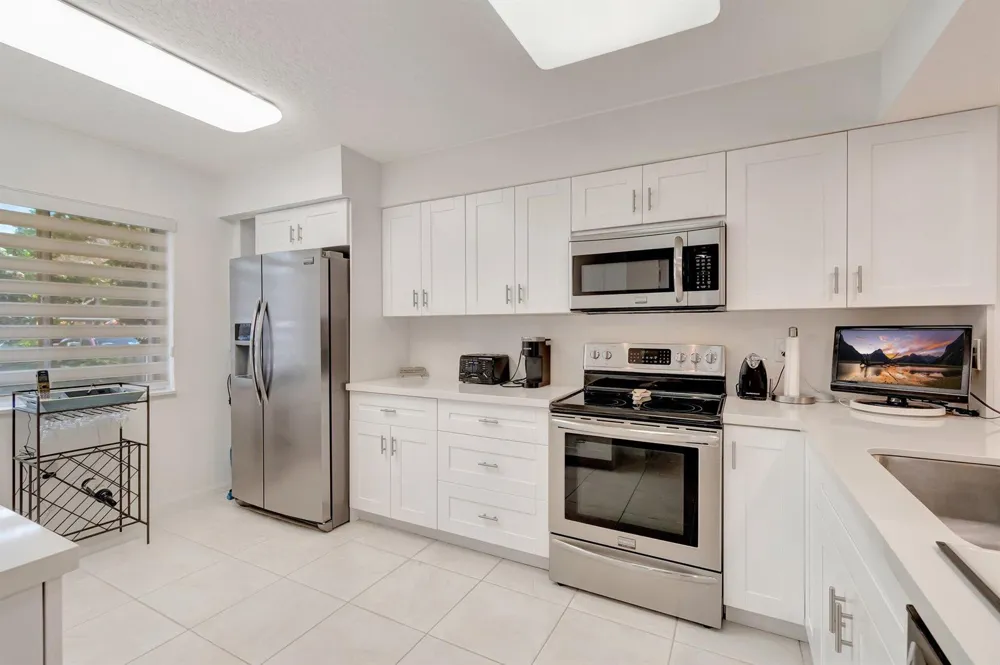 5746 CRYSTAL SHORES DRIVE #103 Boynton Beach, FL 33437
