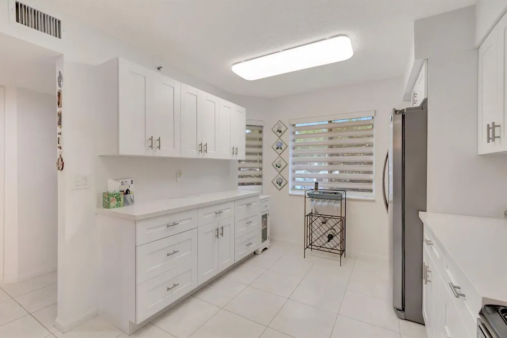5746 CRYSTAL SHORES DRIVE #103 Boynton Beach, FL 33437