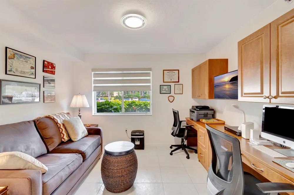 5746 CRYSTAL SHORES DRIVE #103 Boynton Beach, FL 33437