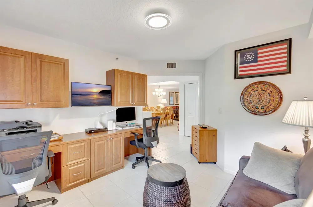 5746 CRYSTAL SHORES DRIVE #103 Boynton Beach, FL 33437