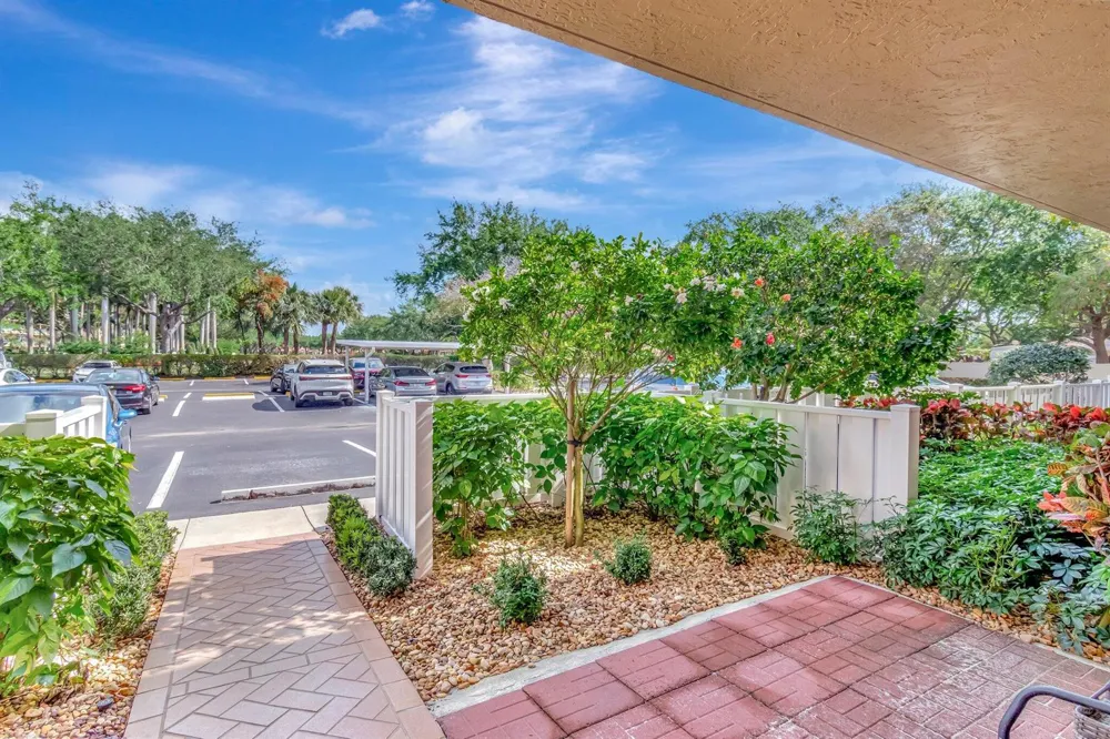 5746 CRYSTAL SHORES DRIVE #103 Boynton Beach, FL 33437