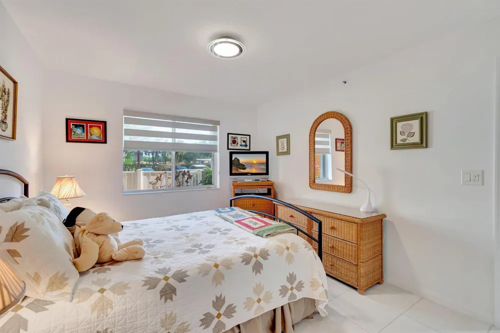5746 CRYSTAL SHORES DRIVE #103 Boynton Beach, FL 33437