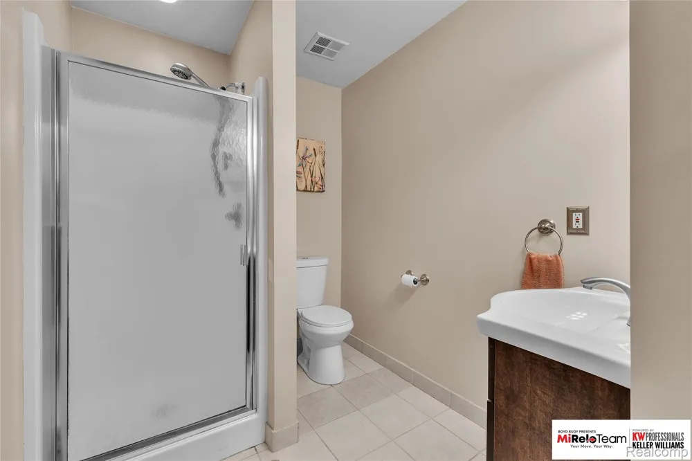 19508 Stanford Lane #5 Roseville City, MI 48066