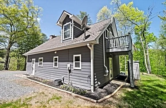 Atoah Circle Robbinsville, NC 28771