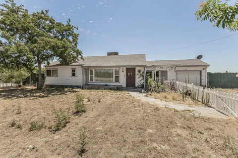 17209 E Floral Avenue