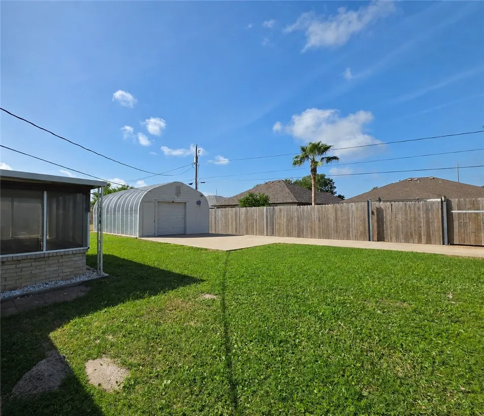 1607 W Palm Drive Aransas Pass, TX 78336