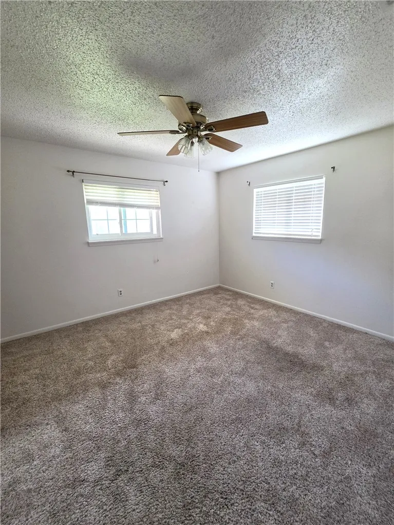 1607 W Palm Drive Aransas Pass, TX 78336