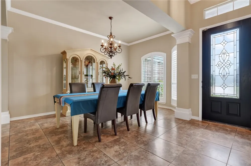 328 Nicklaus Drive Portland, TX 78374
