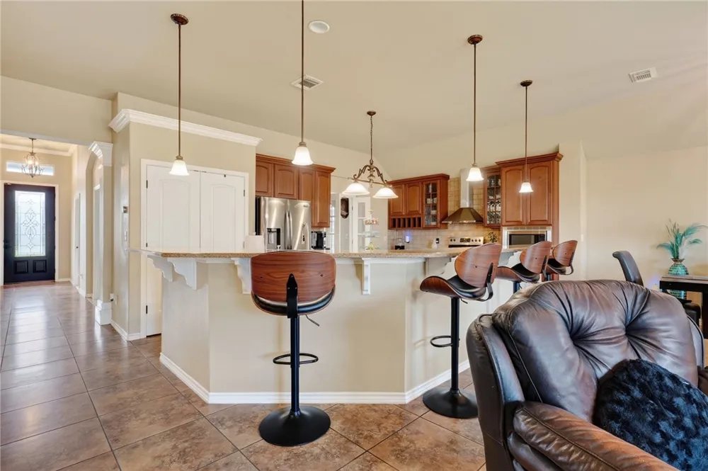 328 Nicklaus Drive Portland, TX 78374