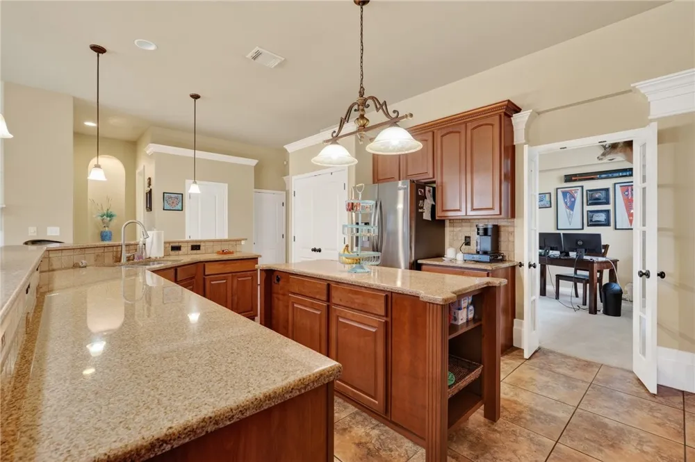 328 Nicklaus Drive Portland, TX 78374