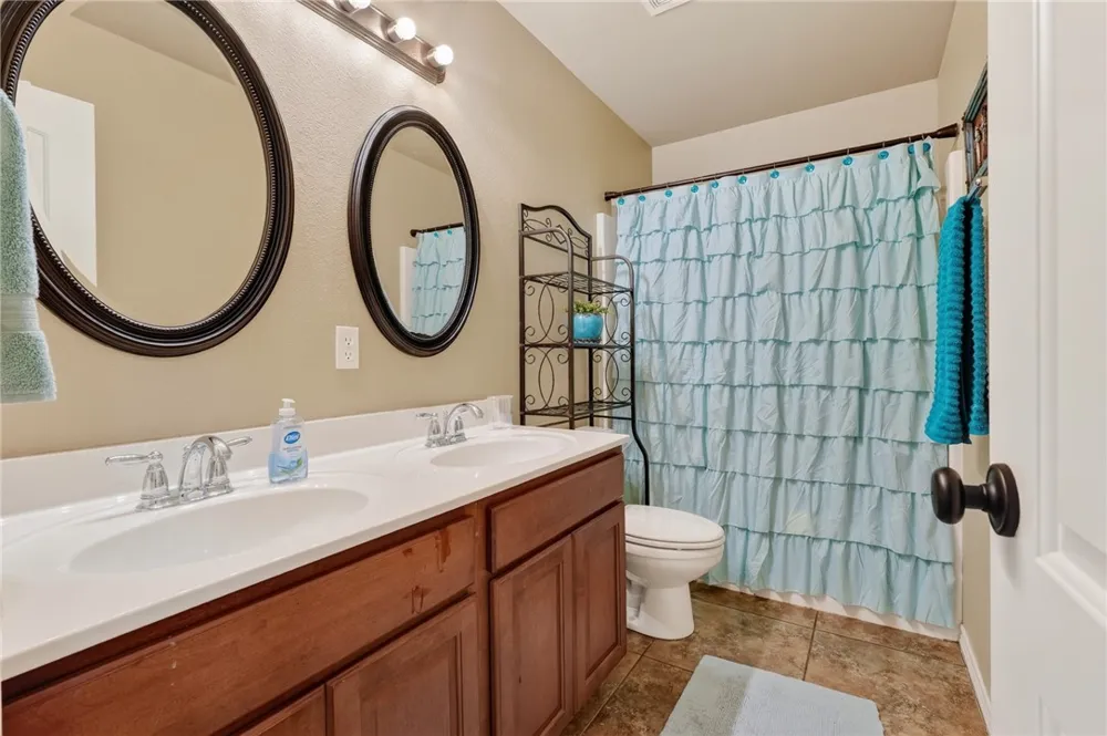 328 Nicklaus Drive Portland, TX 78374