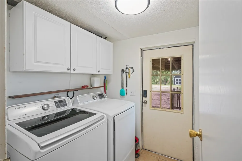 23669 County Road 1092 Mathis, TX 78368