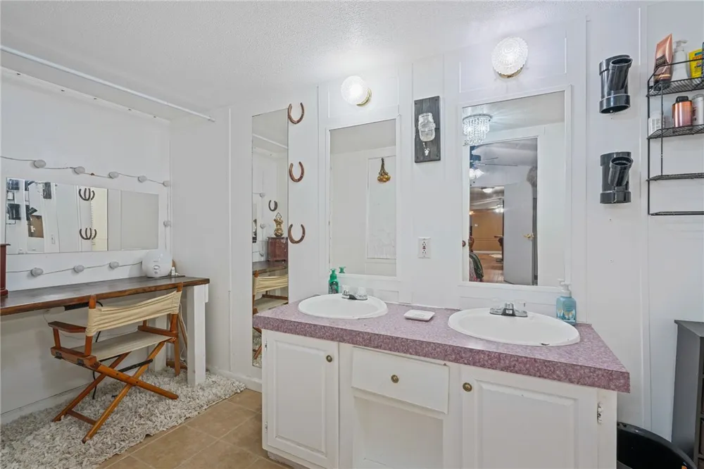 23669 County Road 1092 Mathis, TX 78368