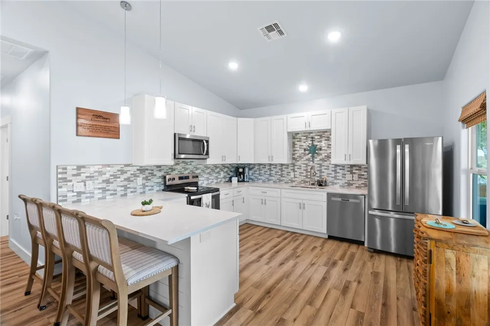 2311 S Bronte Street Rockport, TX 78382