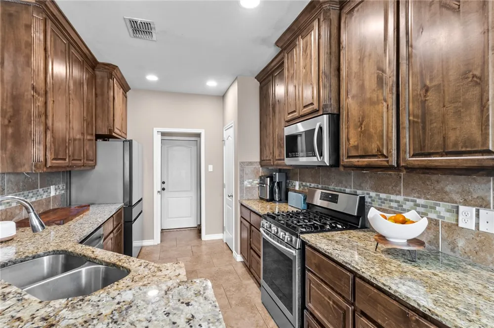 7605 Sable Creek Drive Corpus Christi, TX 78414