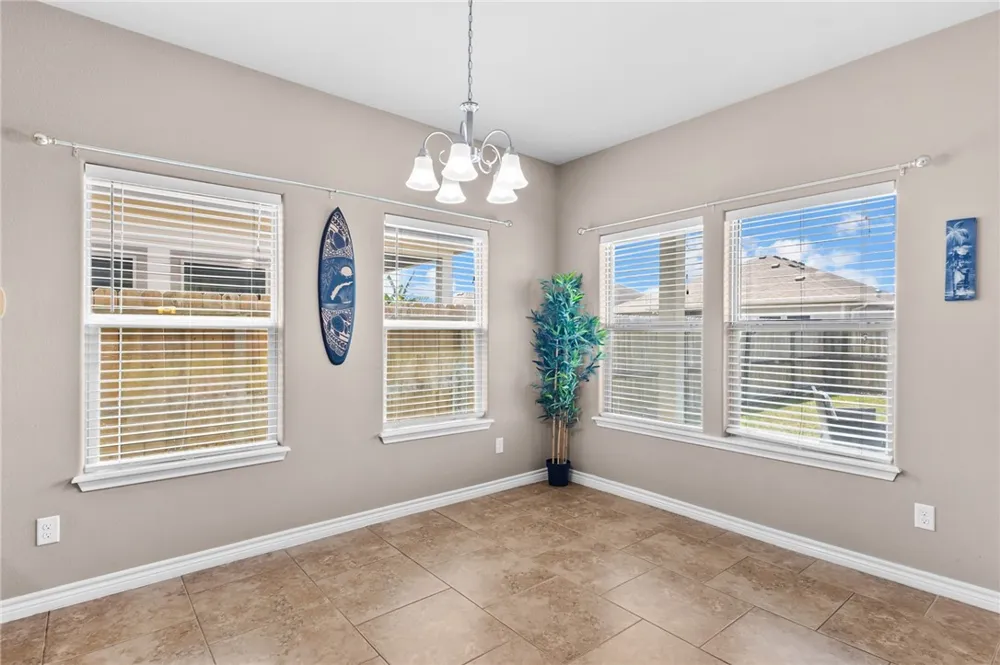 7605 Sable Creek Drive Corpus Christi, TX 78414