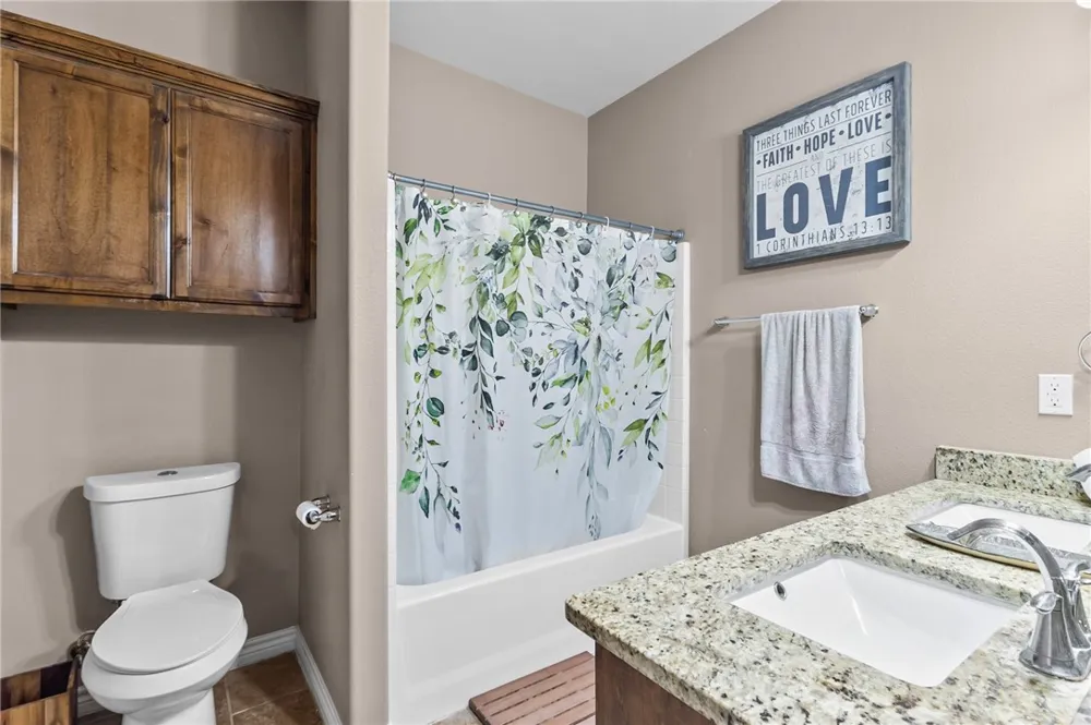 7605 Sable Creek Drive Corpus Christi, TX 78414