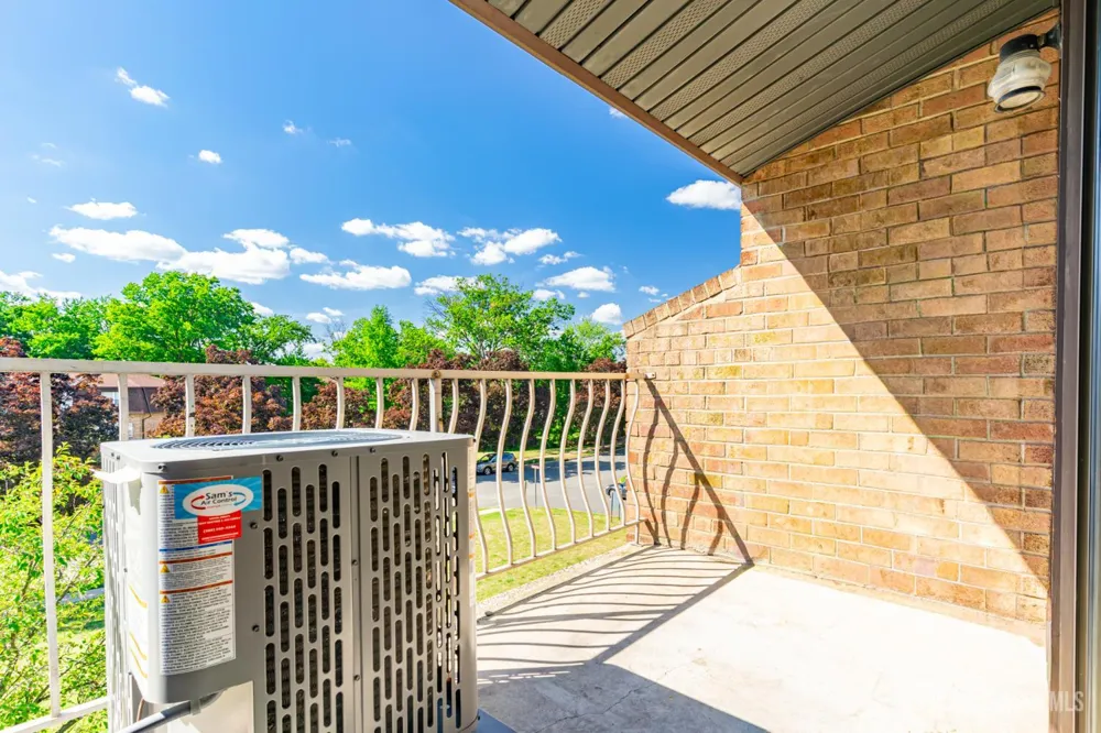 1719 Raspberry Court Edison, NJ 08817