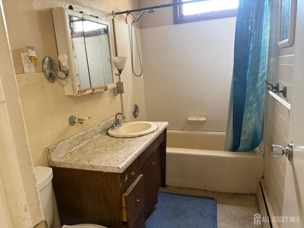 210 Ellsworth Street Iselin, NJ 08830
