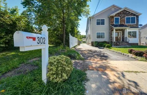 302 Central Avenue