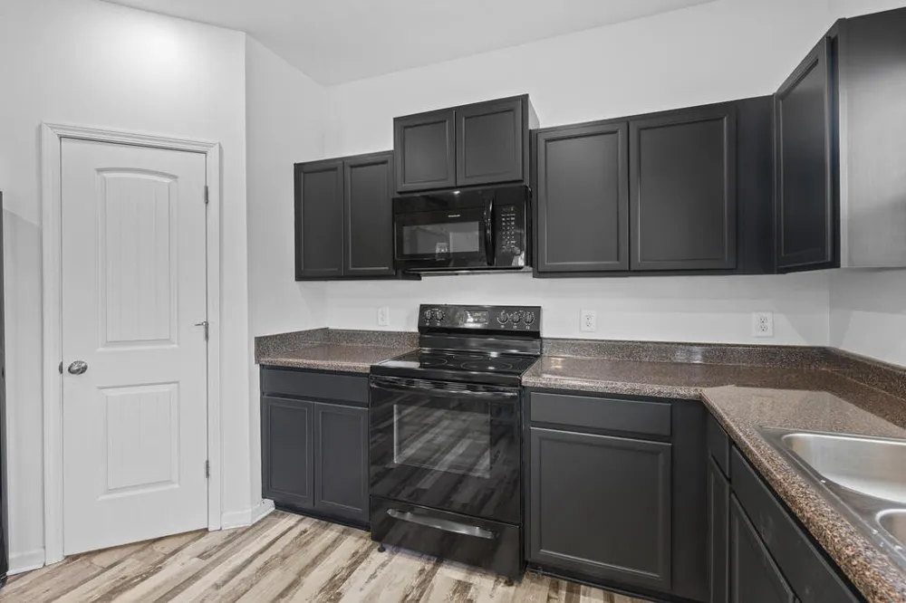 16 J Circle Nw Adairsville, GA 30103