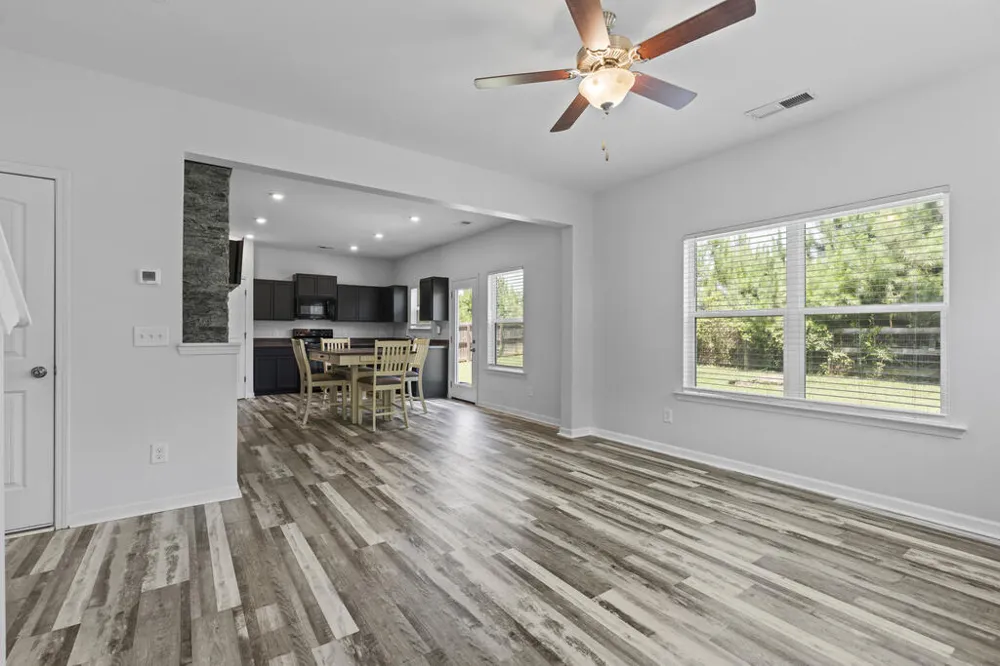 16 J Circle Nw Adairsville, GA 30103
