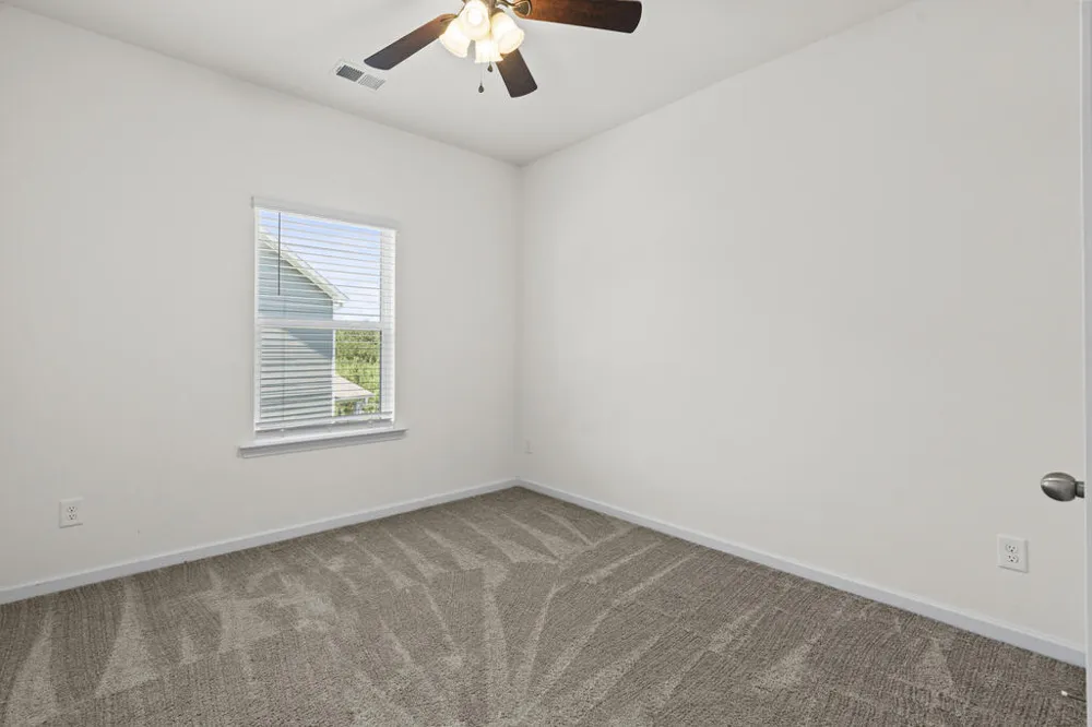 16 J Circle Nw Adairsville, GA 30103