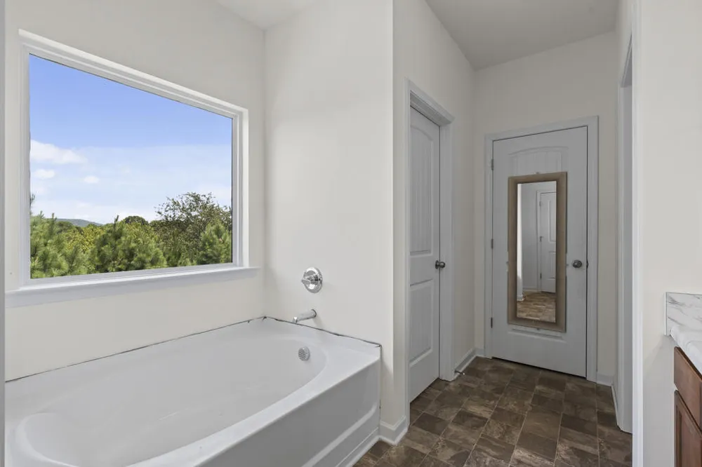 16 J Circle Nw Adairsville, GA 30103