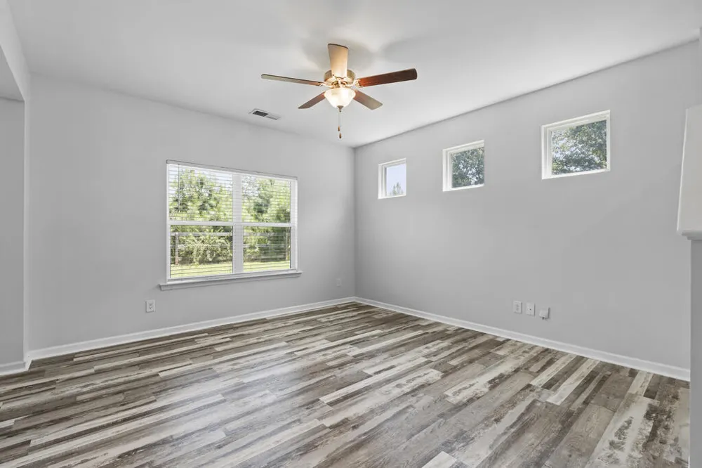 16 J Circle Nw Adairsville, GA 30103