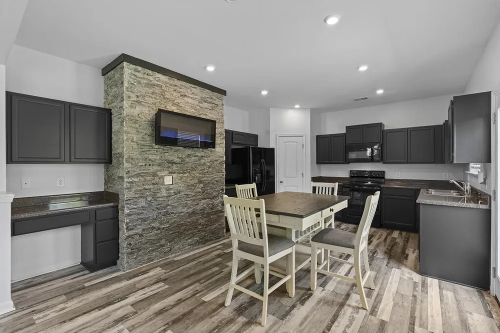 16 J Circle Nw Adairsville, GA 30103