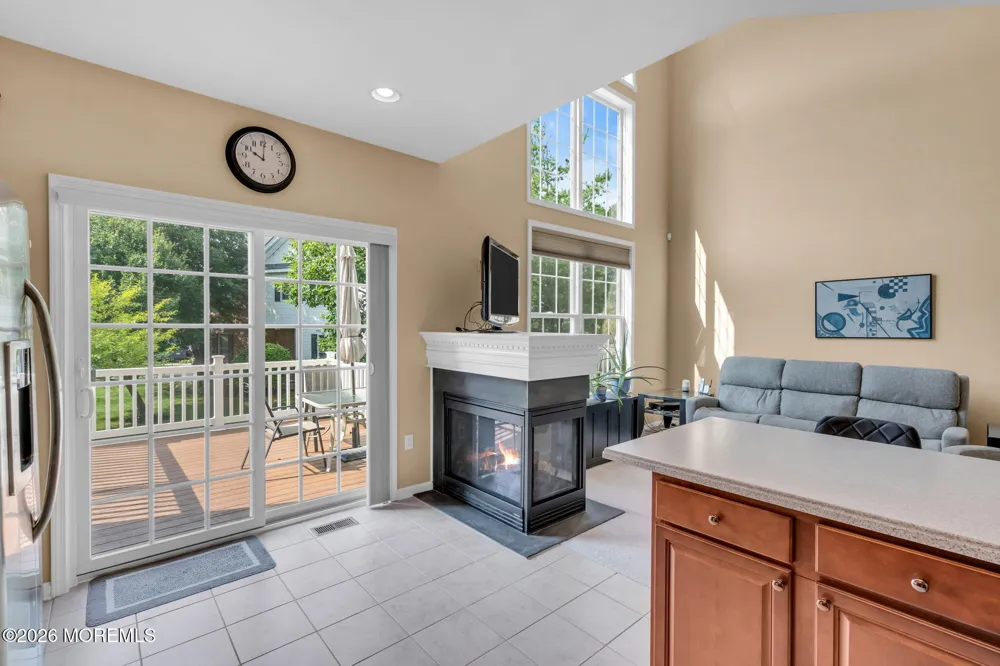 34 Chatsworth Road Manalapan, NJ 07726