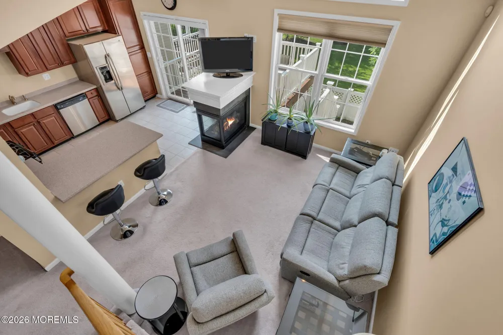 34 Chatsworth Road Manalapan, NJ 07726