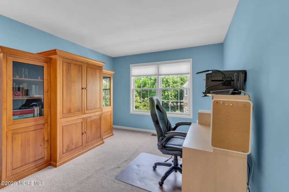 34 Chatsworth Road Manalapan, NJ 07726