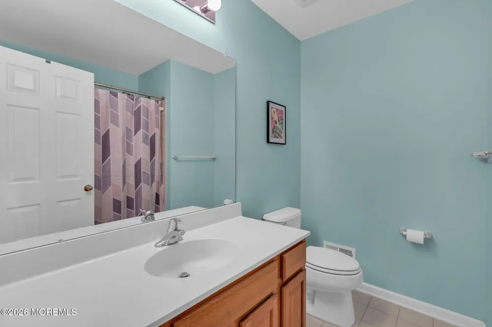34 Chatsworth Road Manalapan, NJ 07726