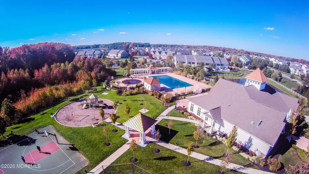 34 Chatsworth Road Manalapan, NJ 07726
