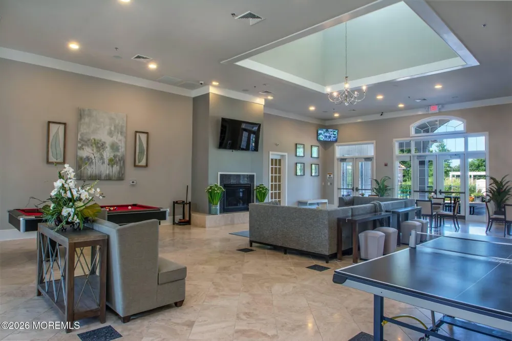 34 Chatsworth Road Manalapan, NJ 07726