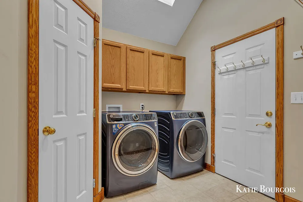 5180 Brookestone Drive NE Courtland Township, MI 49341