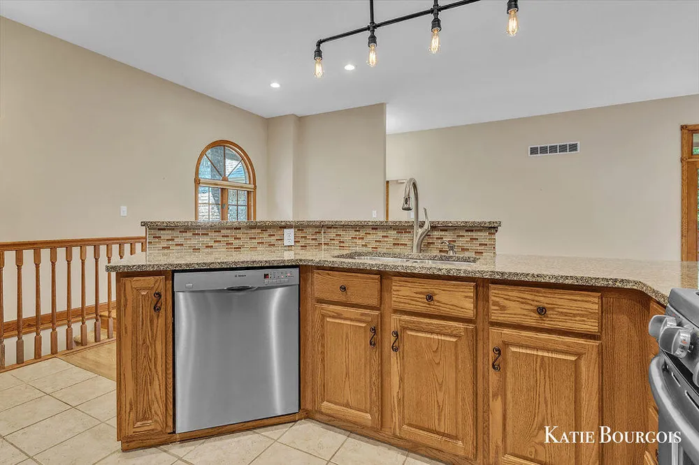 5180 Brookestone Drive NE Courtland Township, MI 49341